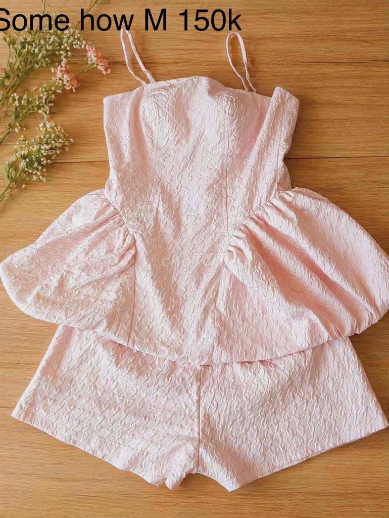 Đồ bộ nữ Hồng M chất liệu mềm mại. Mua bán Quần áo tại Quận 4 Tp Hồ Chí Minh được đăng bởi Hothi Thao hình 1