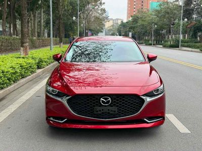 Mazda 3 2022  sedan 2,5 vạn km đỏ pha lê