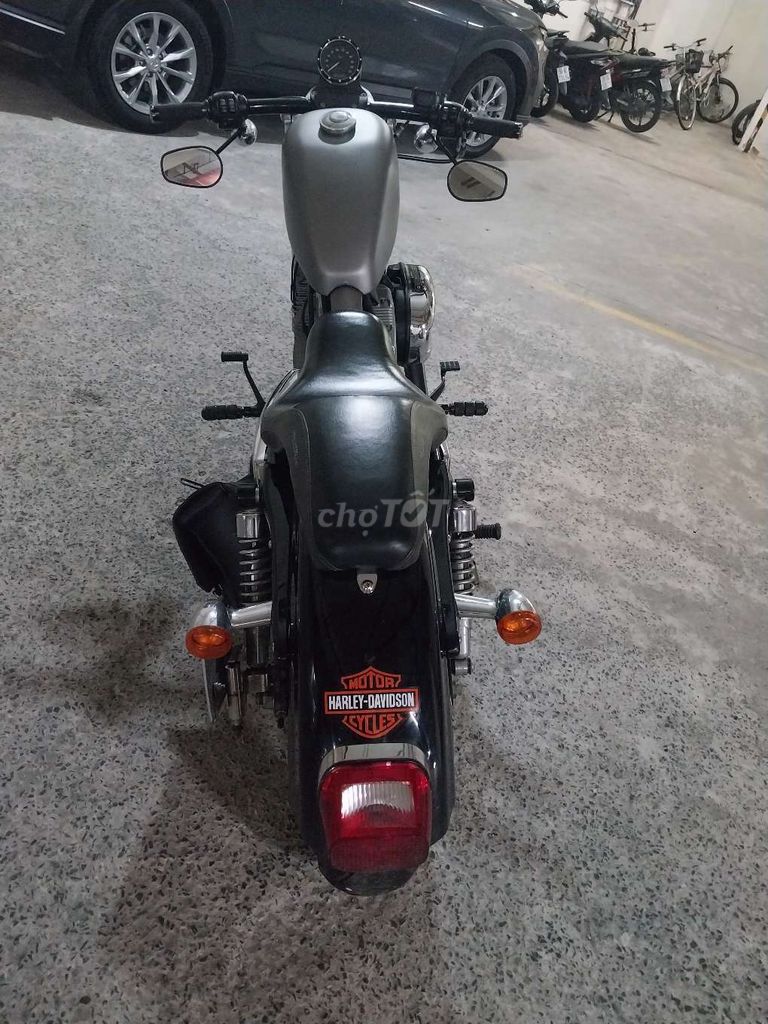 Harley davidson iron 883. Mua bán Xe máy tại Quận 7 Tp Hồ Chí Minh được đăng bởi Lukas hình 1