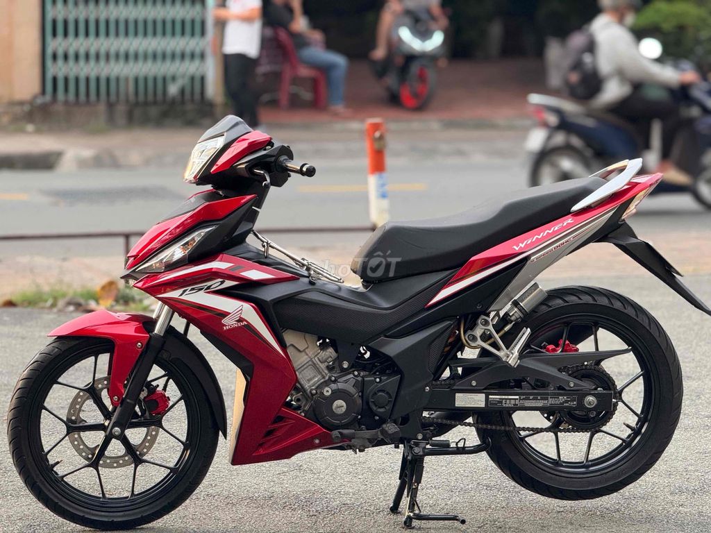 HONDA WINNER V1 CHÍNH CHỦ CÓ HỔ TRỢ GÓP. Mua bán Xe máy tại Thành phố Thủ Đức Tp Hồ Chí Minh được đăng bởi Xe Máy Nguyễn Phụng hình 2
