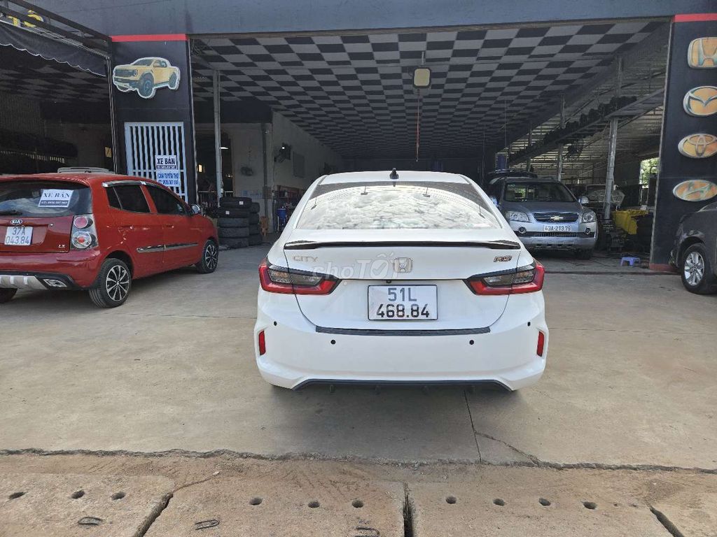 Honda City 2021 1.5 RS - 30000 km. Mua bán Ô tô tại Huyện Ea Súp Đắk Lắk được đăng bởi Quang thiện hình 7