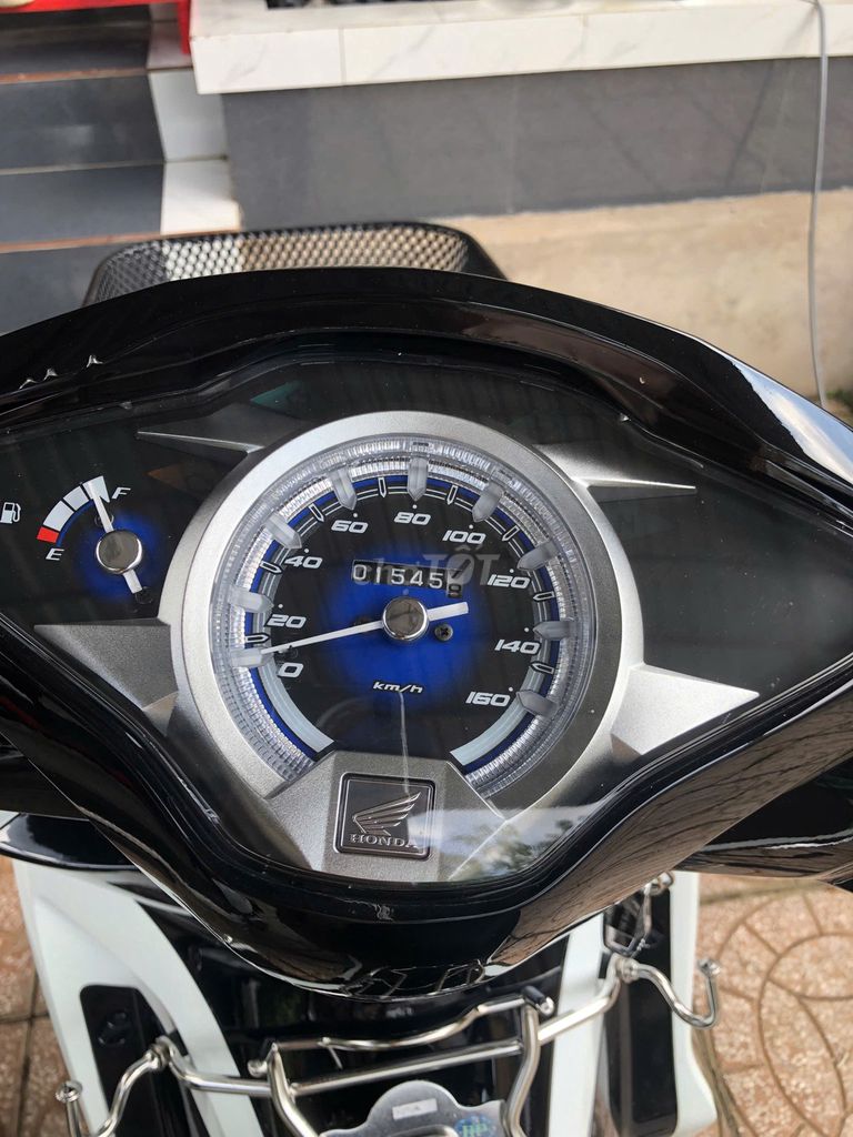 Xe Dư Nên Bán. Mua bán Xe máy tại Quận Thốt Nốt Cần Thơ được đăng bởi Trần Minh Quân hình 2