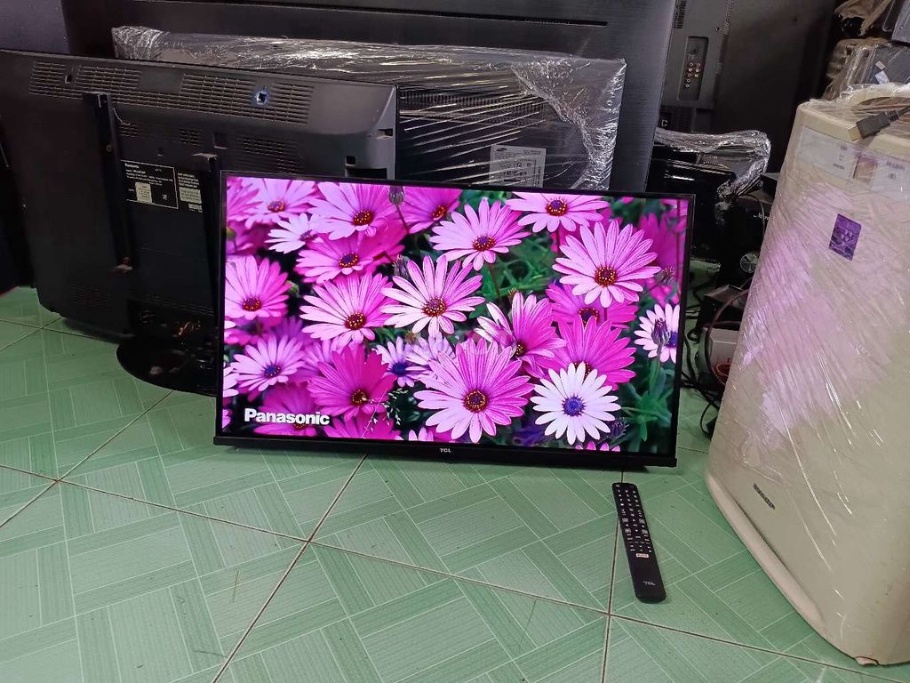 Tivi Android TCL 32 in Xem YouTube Sáng đẹp. Mua bán Tivi, Âm thanh tại Thành phố Biên Hòa Đồng Nai được đăng bởi Điện Tử Nguyễn trung hình 1