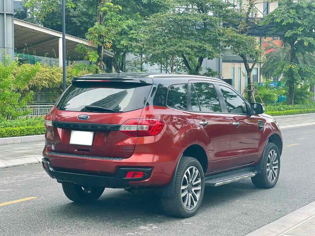 Ford Everest Titanium 2.0L 4x4 sx 2021 màu đỏ. Mua bán Ô tô tại Quận Cầu Giấy Hà Nội được đăng bởi Cao Quý hình 4