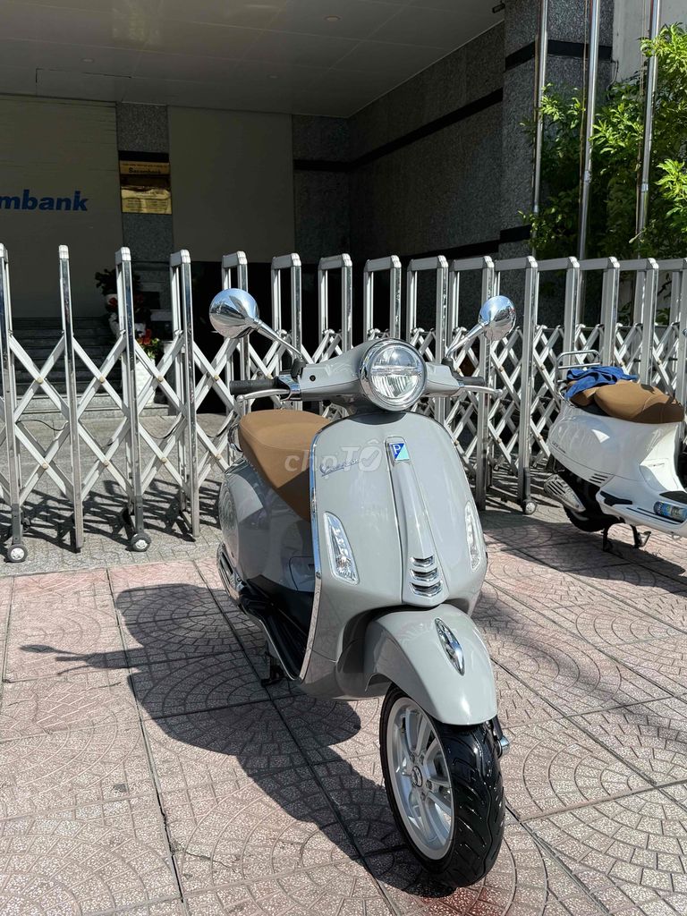 Vespa Primavera 6-2023 chính chủ 1 chủ Tphcm. Mua bán Xe máy tại Quận Phú Nhuận Tp Hồ Chí Minh được đăng bởi VESPA Piaggio Quốc Vương  hình 1