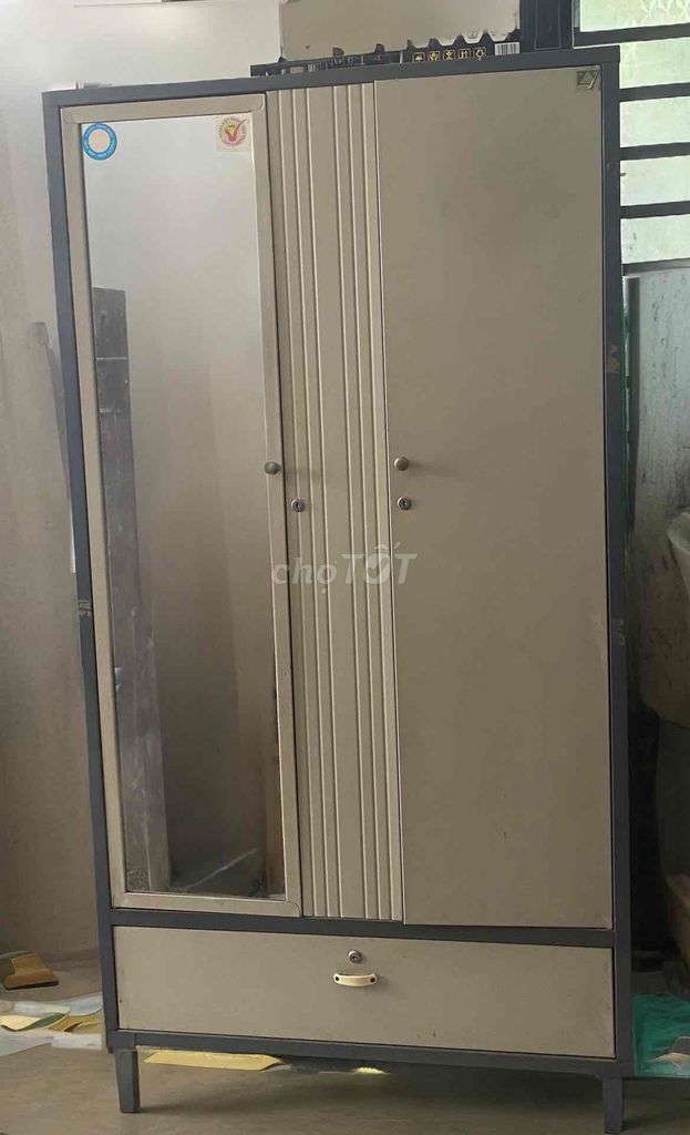 Tủ quần áo sắt sơn tĩnh điện 1m8x95. Mua bán Tủ, kệ gia đình tại Quận 12 Tp Hồ Chí Minh được đăng bởi cô ba saigon hình 1