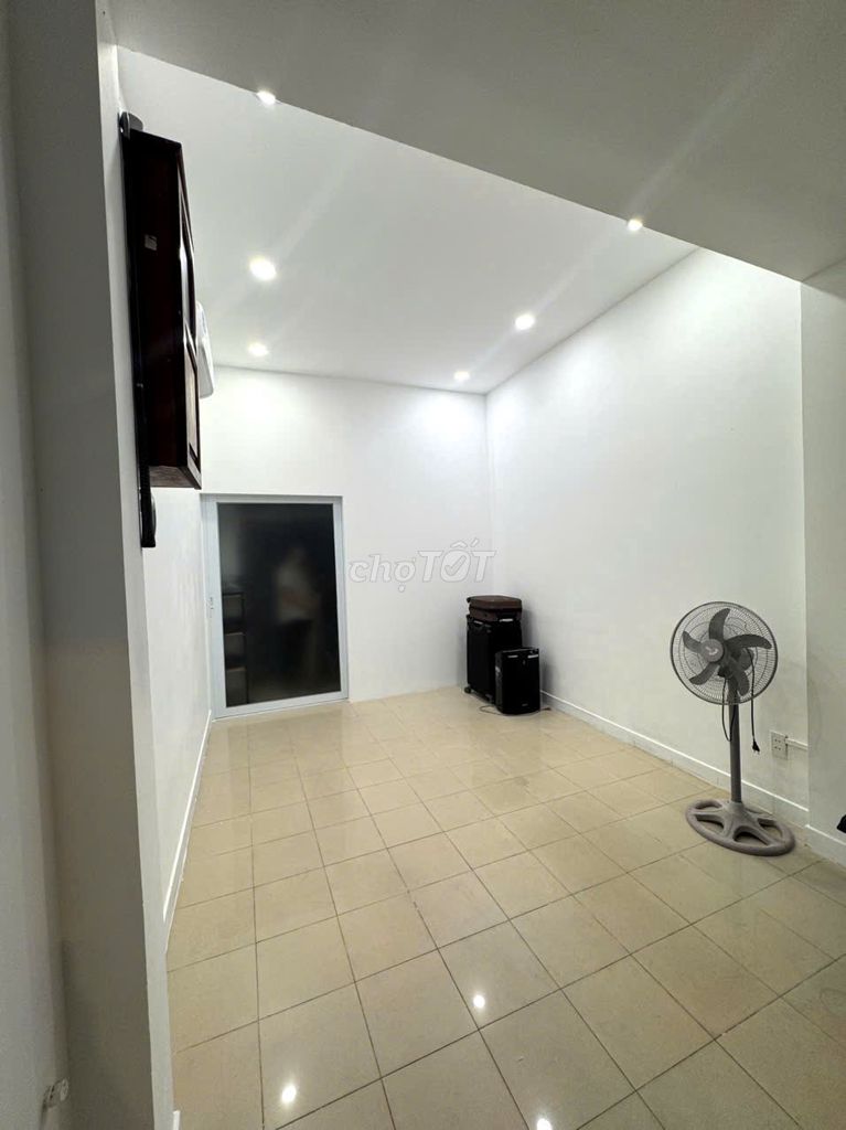 MẶT BẰNG KD TRUNG TÂM Q3. Cho thuê văn phòng, mặt bằng kinh doanh tại Quận 3 Tp Hồ Chí Minh được đăng bởi Anh Huy hình 1
