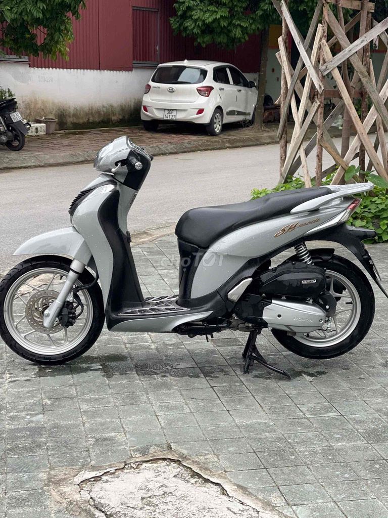 SH MODE Nguyên Bản 2015 Chất_Bảo Hành 2 Năm. Mua bán Xe máy tại Huyện Gia Lâm Hà Nội được đăng bởi Xe Máy Phúc Hưng hình 2