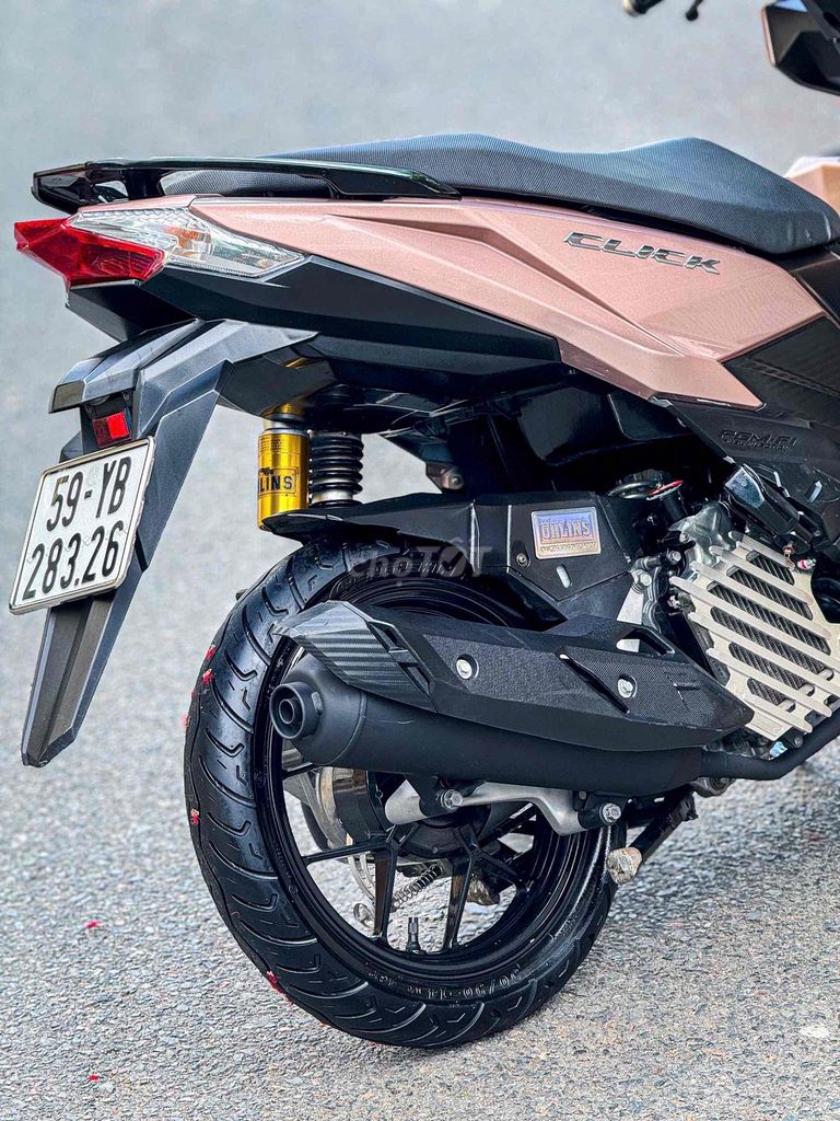 click thai 2017 bstp 9chủ xe keng nợ xấu trả 50% ạ. Mua bán Xe máy tại Quận Bình Tân Tp Hồ Chí Minh được đăng bởi Xe Máy Qúy Le hình 3