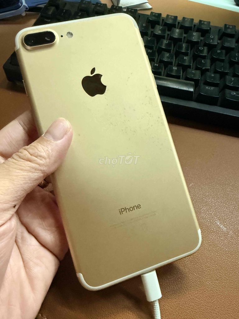 Apple iPhone 7 Plus 32GB Vàng. Mua bán Điện thoại tại Quận Ba Đình Hà Nội được đăng bởi thu hà hình 1