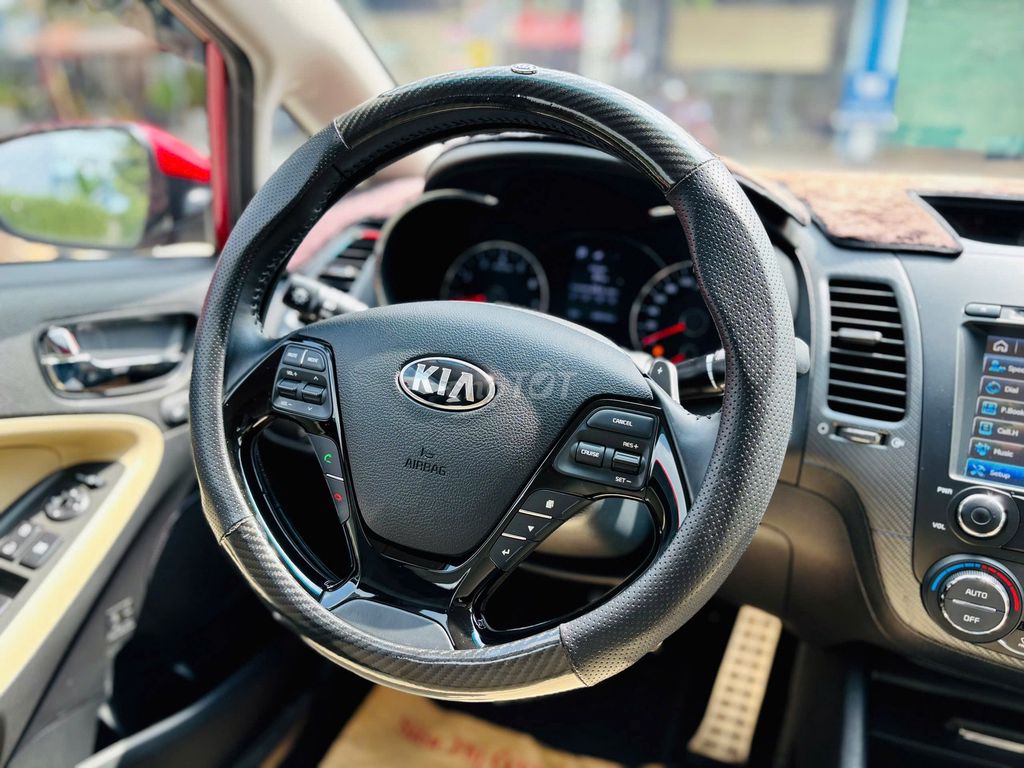 Kia Cerato 2018 1.6 AT - 49000 km. Mua bán Ô tô tại Thành phố Dĩ An Bình Dương được đăng bởi Siêu Thị Ô Tô Bình Dương  hình 12