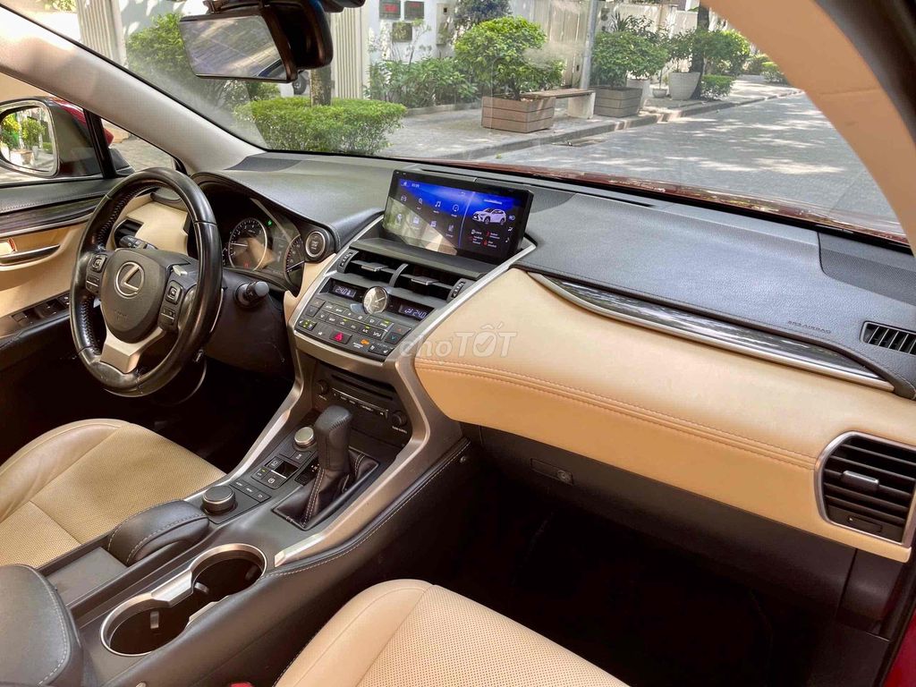 Lexus NX200T 2016 Màu Đỏ - 95000 km. Mua bán Ô tô tại Quận Thanh Xuân Hà Nội được đăng bởi Trần Trí Cường hình 12