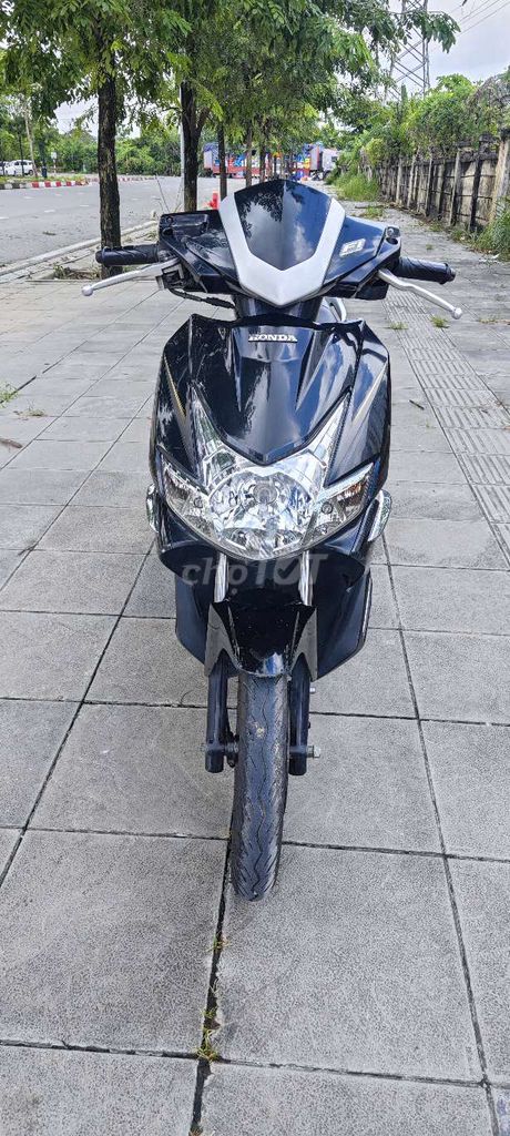 Honda Air Blade 2010 черный с серебристым