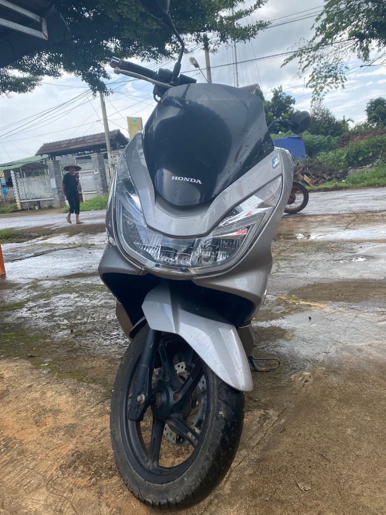 Honda PCX. Mua bán Xe máy tại Thành phố Gia Nghĩa Đắk Nông được đăng bởi nguyên giang hình 4