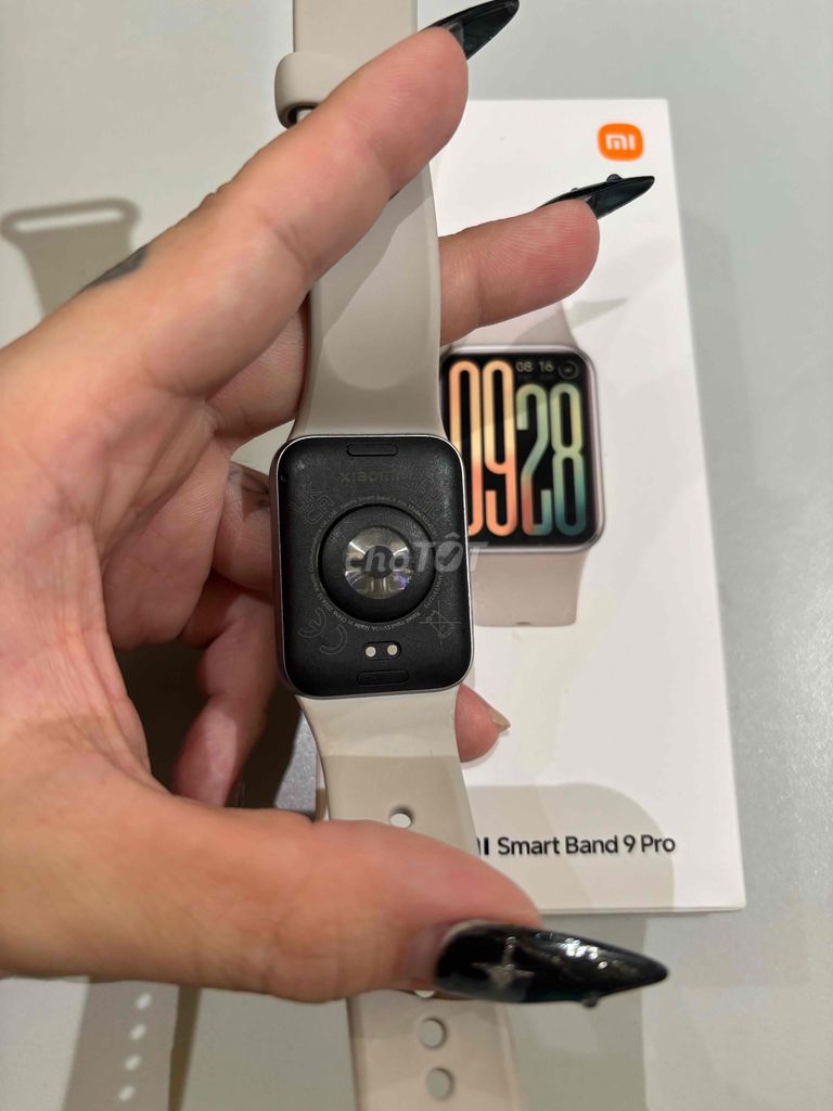 Pass Miband 9 Pro màu bạc