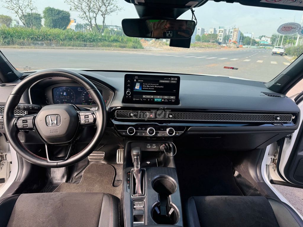 Honda Civic 2023 RS 1.5 AT - 32000 km. Mua bán Ô tô tại Thành phố Dĩ An Bình Dương được đăng bởi Siêu Thị Ô Tô Bình Dương  hình 18
