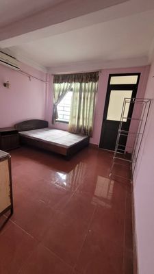 Phòng khép kín có WC riêng tại Lĩnh Nam, đầy đủ điều hòa đồ