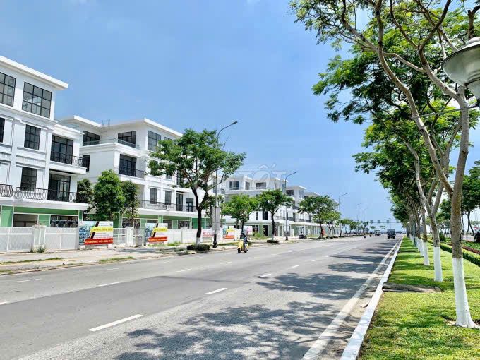 Bán shophouse Nguyễn Sinh Sắc, Liên Chiểu - Cách biển 50m