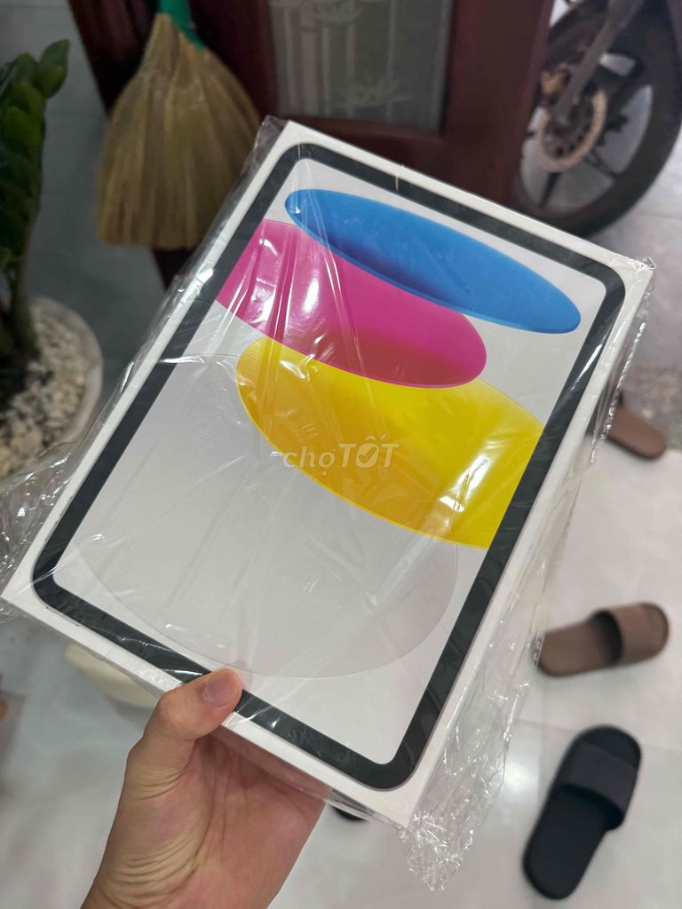 Apple iPad Gen 11 A16 Nguyên seal Bạc Sliver. Mua bán Máy tính bảng tại Quận 12 Tp Hồ Chí Minh được đăng bởi Vincen Nguy99 hình 1