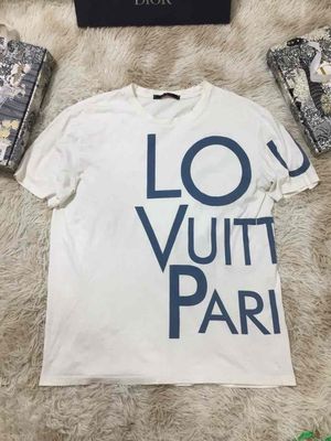 T-shirt Louis Vuitton  độ mới cao