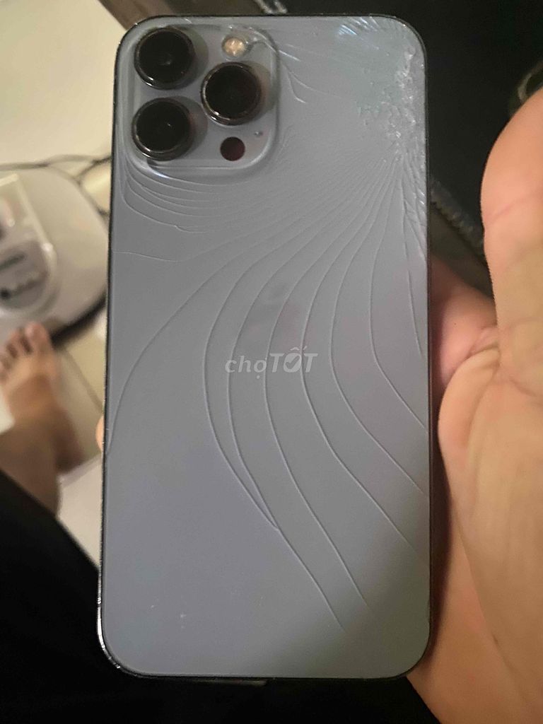 iPhone 13 Pro Max Xám Đã sử dụng. Mua bán Điện thoại tại Huyện Mỏ Cày Nam Bến Tre được đăng bởi BTRE hình 1