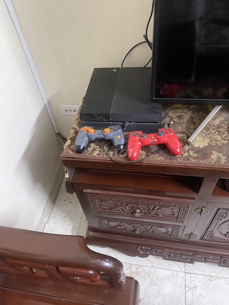Máy chơi game Sony PS4 512GB Đã sử dụng. Mua bán Thiết bị chơi game tại Quận Ba Đình Hà Nội được đăng bởi Tu Trần hình 1