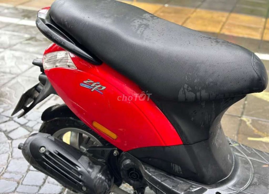 Zip 100 đỏ sx 2015 xe đẹp giá quá rẻ. Mua bán Xe máy tại Quận Thanh Xuân Hà Nội được đăng bởi Vinh nguyen hình 2