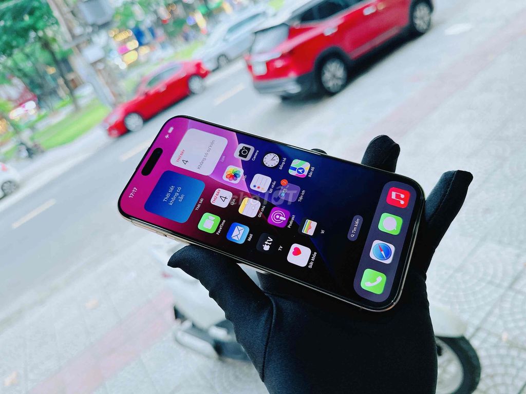 iPhone 16 Pro Max 512G Gold VN pin 100% BH 10/2026. Mua bán Điện thoại tại Quận Hải Châu Đà Nẵng được đăng bởi TUẤN LUXURY MOBILE ĐÀ NẴNG hình 1