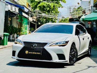Lexus LS500 siêu lướt mới 17.000 cây model 2024. Mua bán Ô tô tại Quận 8 Tp Hồ Chí Minh được đăng bởi Hồng Phúc hình 1