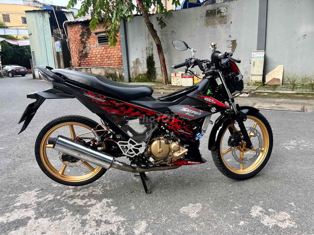 SATRIA BSTP MÁY ZIN KIỂNG. Mua bán Xe máy tại Quận Gò Vấp Tp Hồ Chí Minh được đăng bởi Nguyễn Cường hình 3