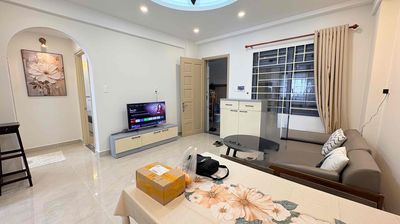 CHỦ NHÀ CHO THUÊ CĂN HỘ 2PN CAO CẤP VỪA HOÀN THIỆN GIÁP QUẬN 1 BÓC SEA