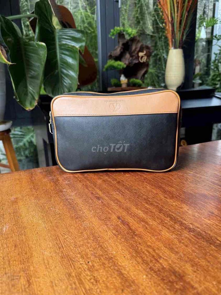 Clutch VALENTINO GARAVANI size 26x16x5