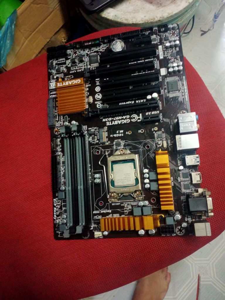 Main khủng Giga h97   1000k