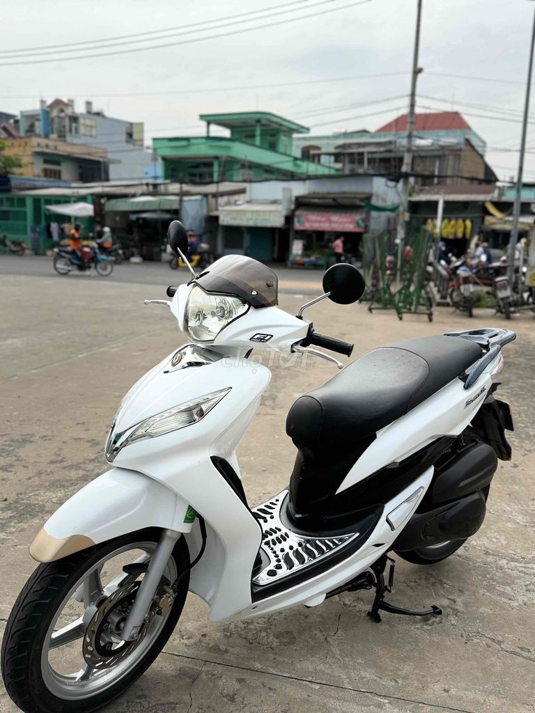 [MUA XE NÀY ĐI TẾT] 👉SYM Shark màu Trắng DÁNG SHi🥦. Mua bán Xe máy tại Quận Bình Tân Tp Hồ Chí Minh được đăng bởi BÙI TIẾN DŨNG hình 10