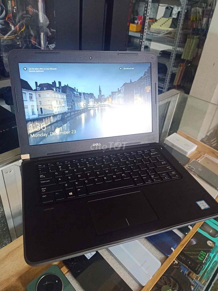 laptop dell còn đẹp keng về dùng