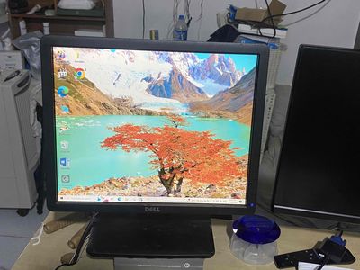Bán 3 màn hình máy tính 19 inch còn dùng tốt. Mua bán Phụ kiện (Màn hình, Chuột...) tại Quận 12 Tp Hồ Chí Minh được đăng bởi Tiên Võ