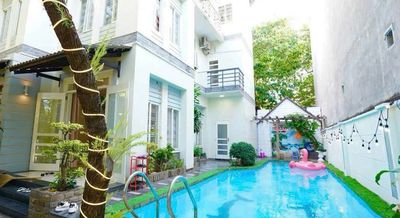 Cho thuê villa hồ bơi mặt tiền Bà triệu hồ bơi sân vườn full nội thất. Cho thuê văn phòng, mặt bằng kinh doanh tại Thành phố Vũng Tàu Bà Rịa - Vũng Tàu được đăng bởi Như Quỳnh