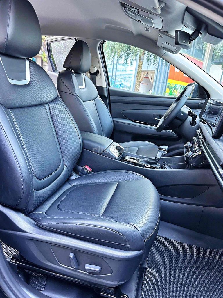 Huyndai Tucson 2025 2.0 ATH - 7000km. Mua bán Ô tô tại Quận Cầu Giấy Hà Nội được đăng bởi Thái Hoàng Long Auto hình 17