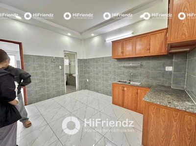 Аренда · 1 комн. · 30 м² · Quận 11, ул. Đường Hòa Bình