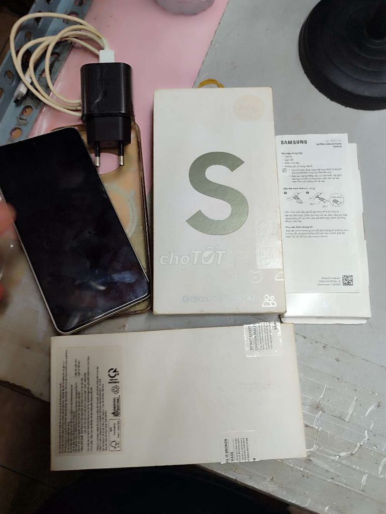 Samsung Galaxy S21 FE Trắng Lỗi sọc. Mua bán Điện thoại tại Quận 12 Tp Hồ Chí Minh được đăng bởi ĐỒ NHÀ DƯ BÁN LẠI hình 1