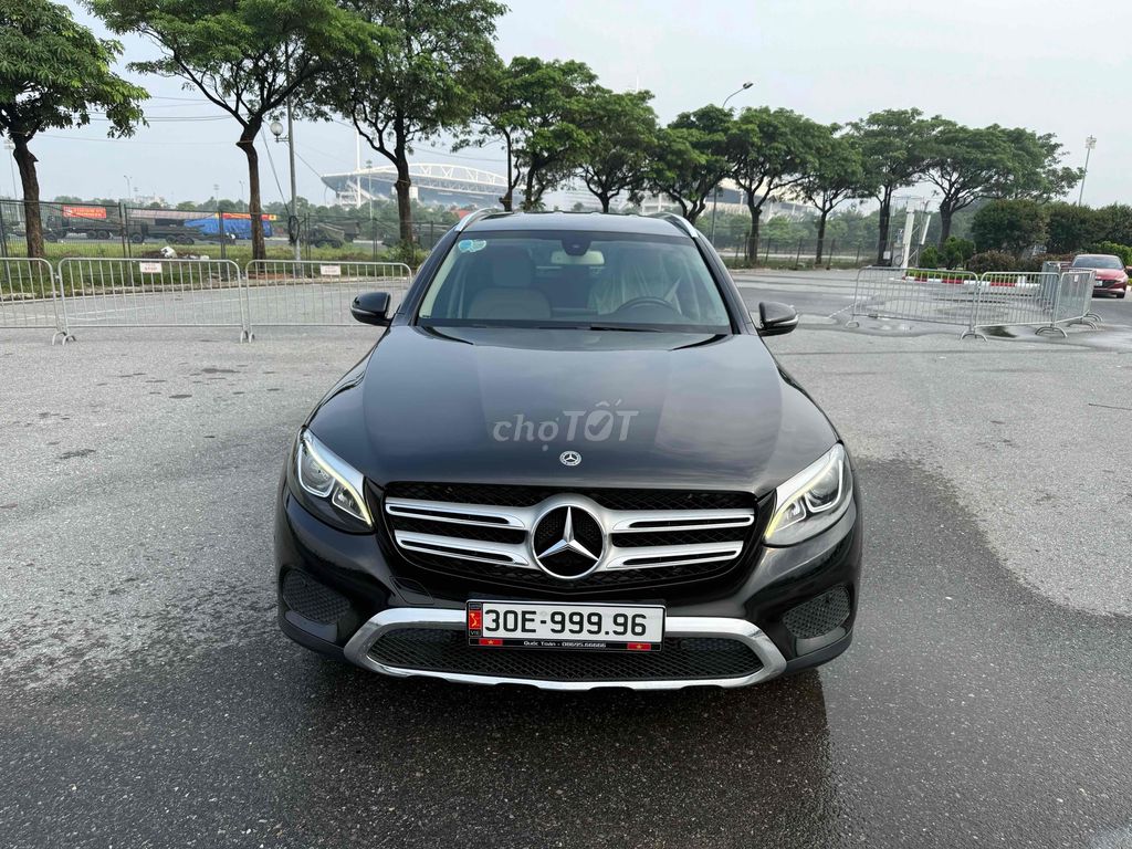 Chính chủ Bán xe Mercedes Benz GLC 2018. Mua bán Ô tô tại Quận Nam Từ Liêm Hà Nội được đăng bởi Quốc Toản hình 15
