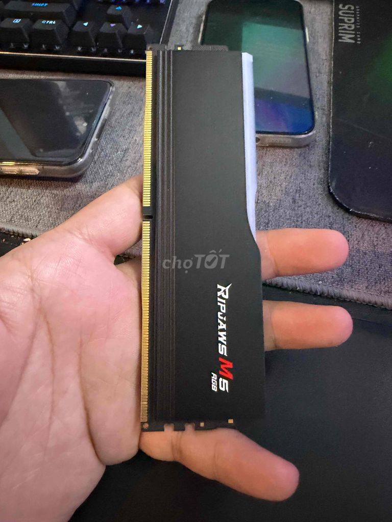 RAM Gskill Ripjaws M5 RGB 16GB 5200 Đen. Mua bán Linh kiện (RAM, Card...) tại Quận Phú Nhuận Tp Hồ Chí Minh được đăng bởi Hoàng Đình Thắng hình 1