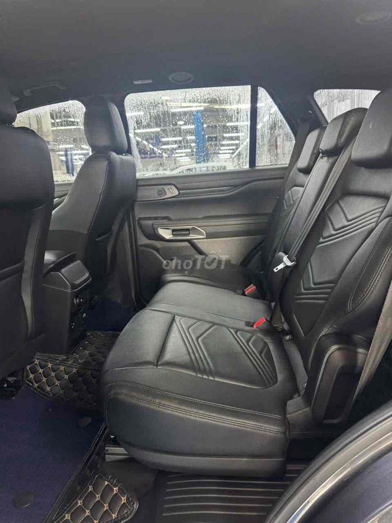 🚗 Ford Everest Titanium 2022 1 cầu đi ít. Mua bán Ô tô tại Quận 3 Tp Hồ Chí Minh được đăng bởi Phan Nguyễn Quốc hình 6