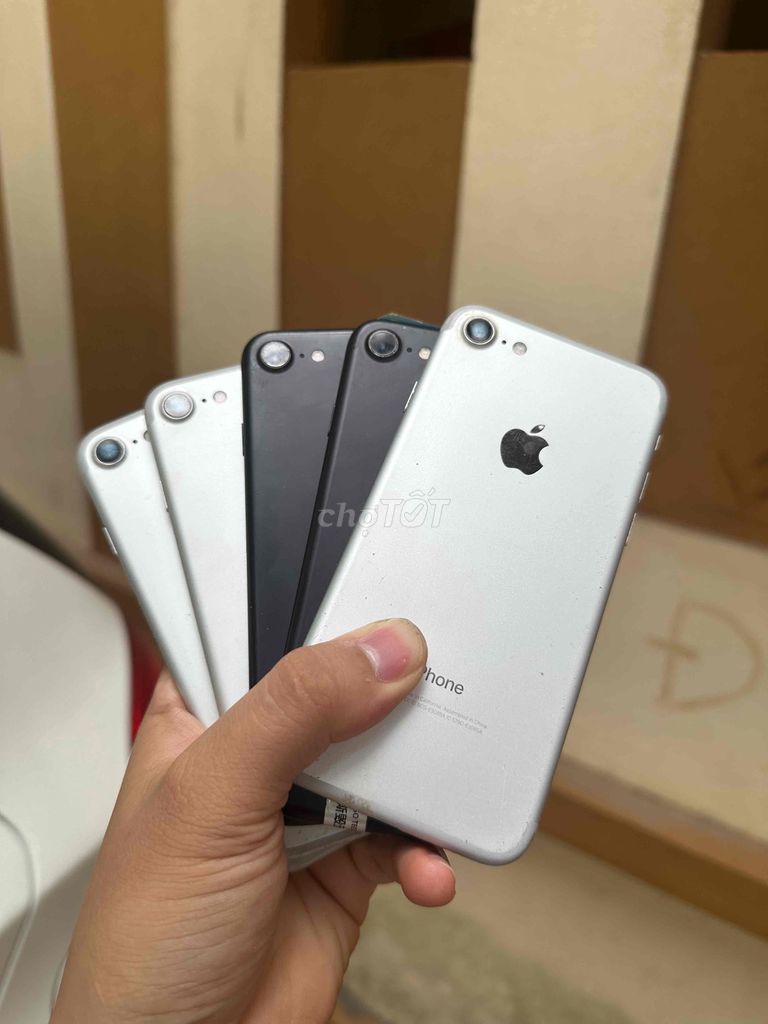 Apple iPhone 7 32GB Bạc, Đen. Mua bán Điện thoại tại Thành phố Thanh Hóa Thanh Hóa được đăng bởi Shin Apple hình 1
