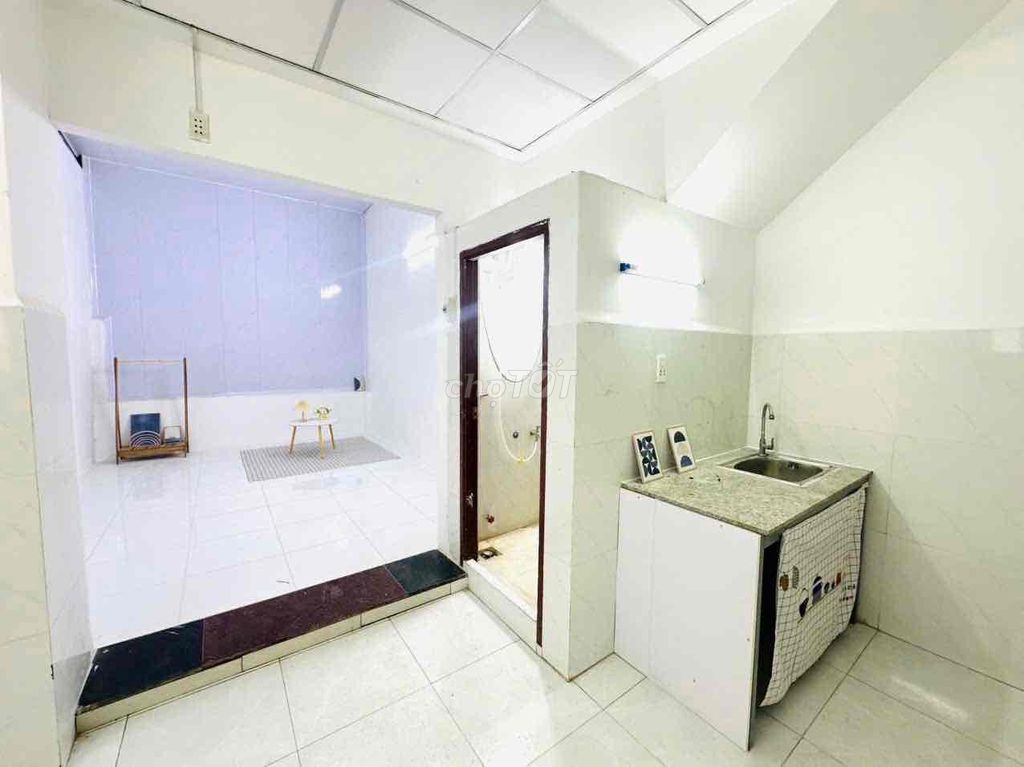 PHÒNG RỘNG 25M2 FULL NỘI THẤT