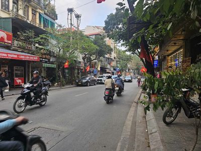Cho thuê nhà mặt phố Thụy Khuê, Tây Hồ, 30m2 x 6 tầng