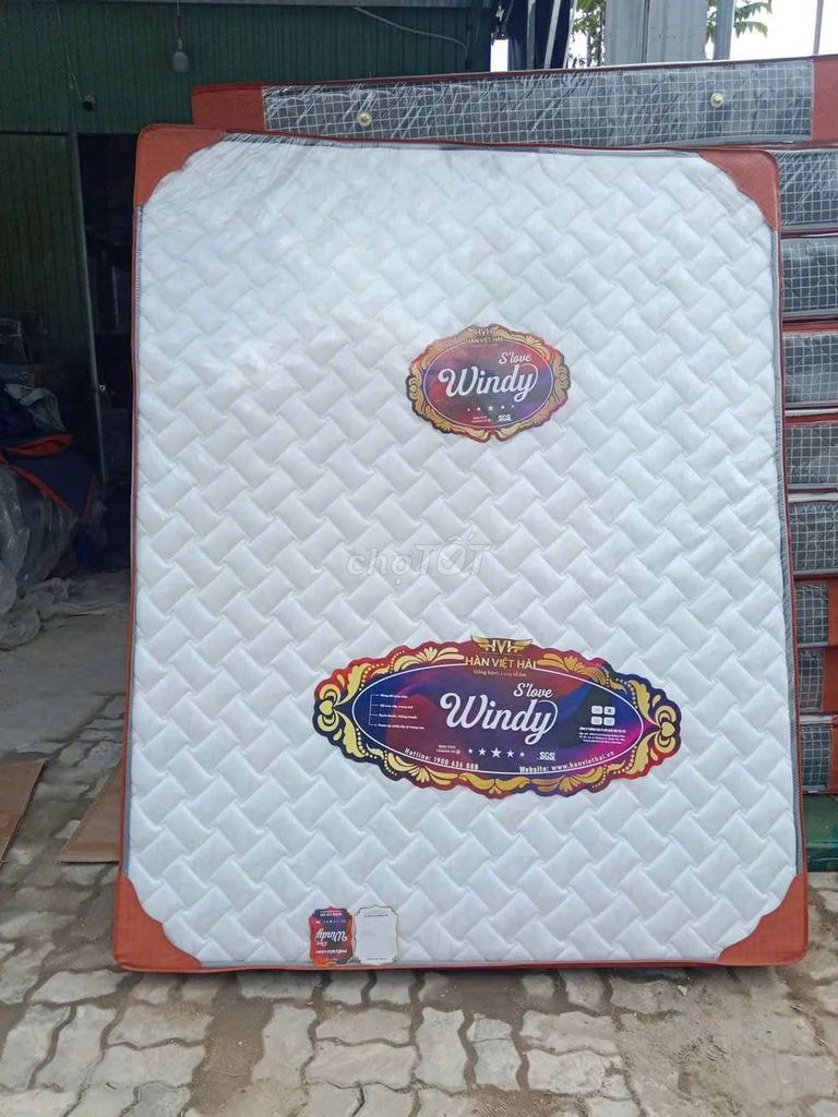 Nệm lò xo Hàn Việt Hải Windy 1m8x2m kháng khuẩn. Mua bán Giường, chăn ga gối nệm tại Quận Cẩm Lệ Đà Nẵng được đăng bởi Mimon shop hình 1