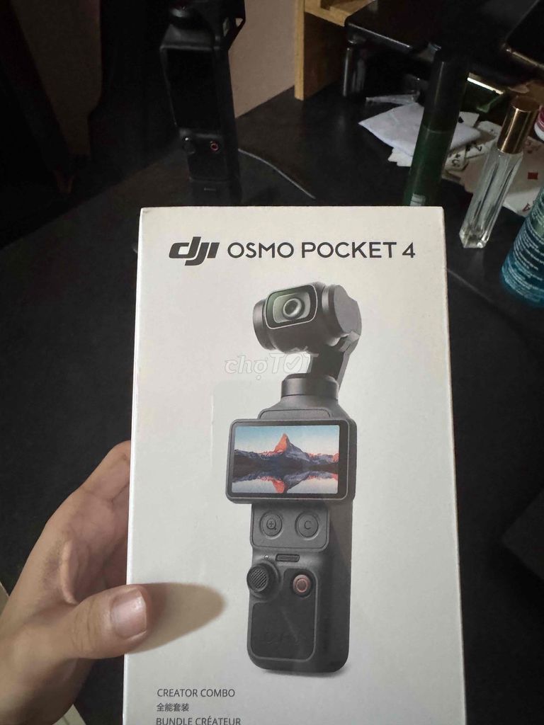 DJI Osmo Pocket 4 New Seal. Mua bán Máy ảnh, Máy quay tại Quận Liên Chiểu Đà Nẵng được đăng bởi Hoang Nguyen hình 1
