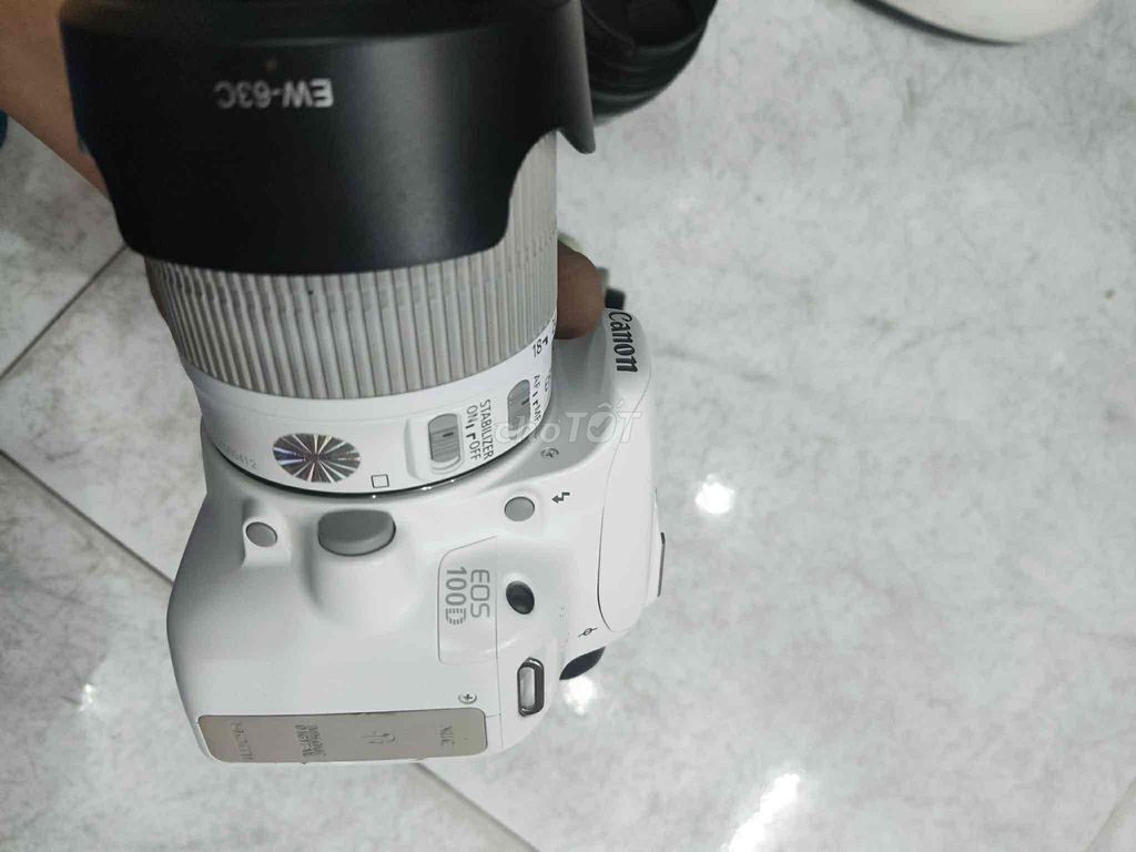 Máy ảnh Canon 100D Trắng 18-55mm. Mua bán Máy ảnh, Máy quay tại Huyện Vĩnh Thạnh Cần Thơ được đăng bởi Ngân Trần hình 1