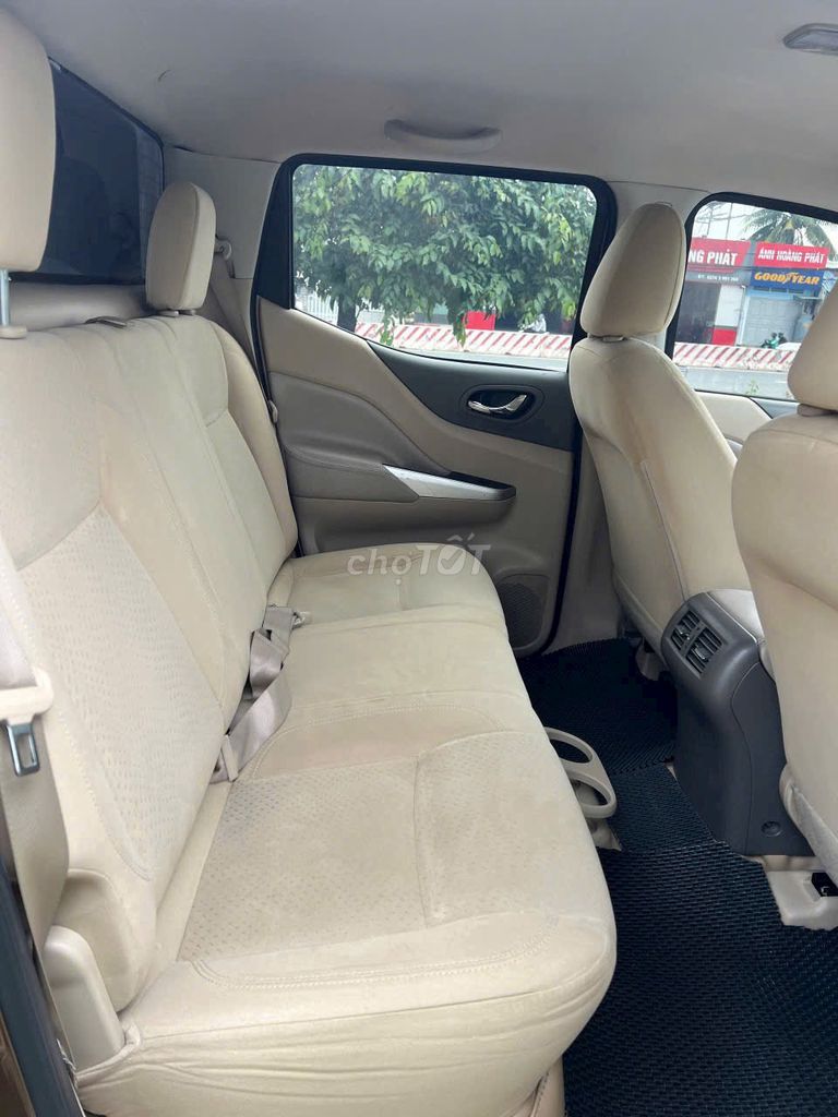 Nissan Navara 2016 Tự động Nâu. Mua bán Ô tô tại Huyện Vĩnh Linh Quảng Trị được đăng bởi Trung Phan hình 6